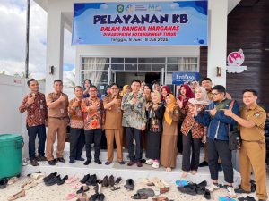 PELAYANAN KB GRATIS HARGANAS KE-33 DI KOTIM DISAMBUT ANTUSIAS, CAPAIAN AKSEPTOR LAMPAUI TARGET